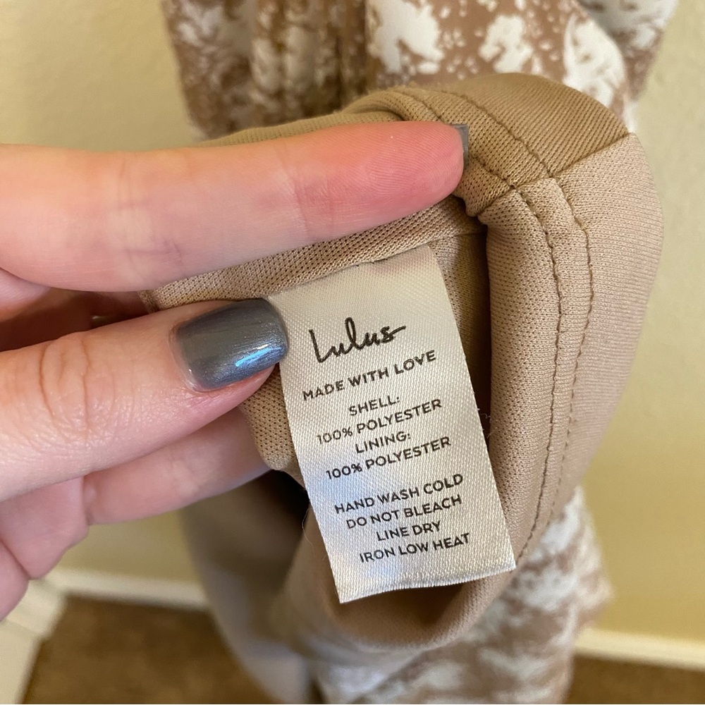 Lulu's Beige Floral Maxi Dress with White Print - Picture 5 of 6